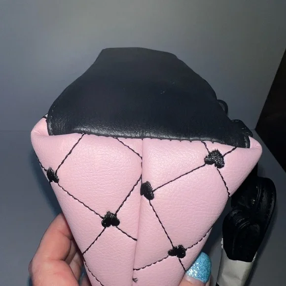 NWT Luv Betsey by Betsey Johnson Pink Quilted Backpack with Black Hearts - Picture 11 of 12